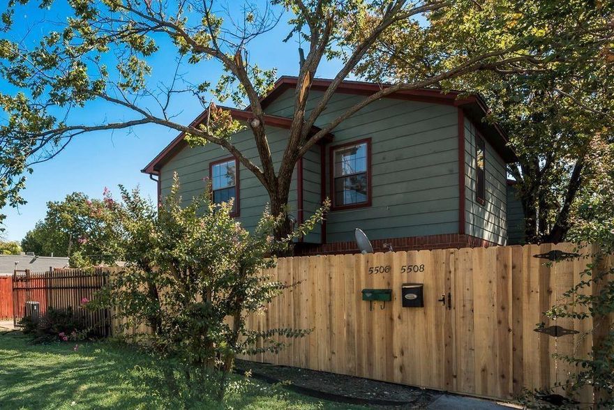 Beautiful 2bedroom, 1.5 bath, two-story duplex located in the heart of Downtown Dallas. This home features a spacious layout with both bedrooms and the full bath upstairs. Comes fully equipped with refrigerator, dishwasher, and washer & dryer. Enjoy the convenience of a 1car garage and a large, fenced backyard. Tenant responsible for all utilities and electric. Prime location near the West End, Greenville Avenue, major hospitals, public transit, and just minutes from four major highways. Easy access to everything Dallas has to offer!