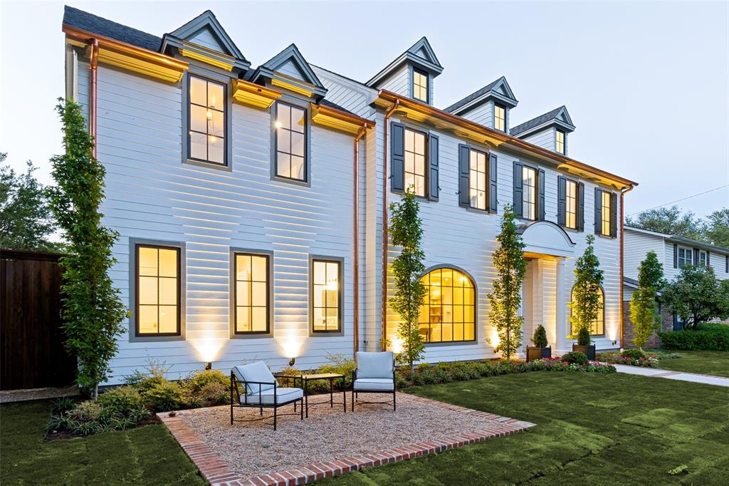 1112 Pueblo Drive
