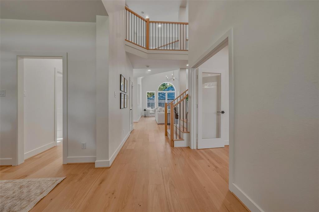 2908 Woodhaven Drive