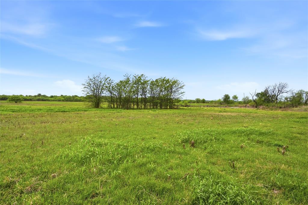 ROBERTS - Land