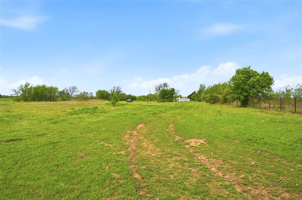 ROBERTS - Land