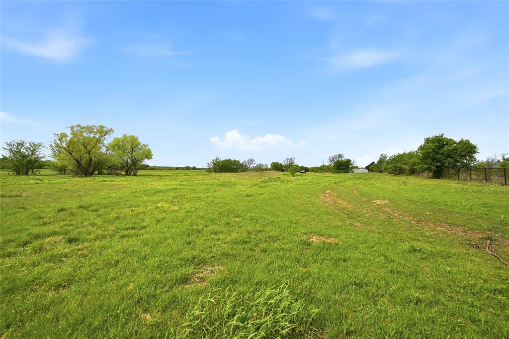 ROBERTS - Land