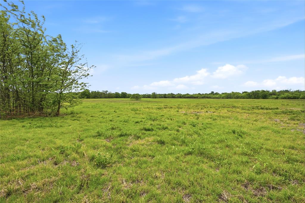 ROBERTS - Land