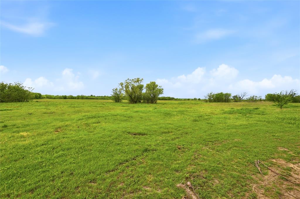 ROBERTS - Land