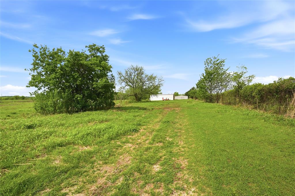 ROBERTS - Land