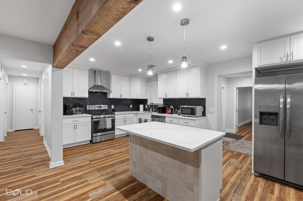 Bossier City, Louisiana 71112, United States, 4 Bedrooms Bedrooms, ,3 BathroomsBathrooms,Residential,Active,83627