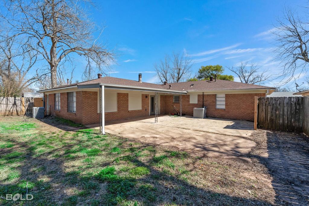 Bossier City, Louisiana 71112, United States, 4 Bedrooms Bedrooms, ,3 BathroomsBathrooms,Residential,Active,83627