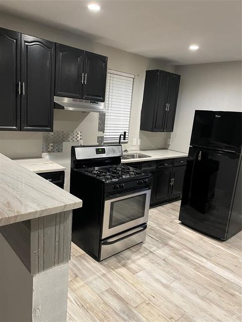 Tiny photo for 1401 W 9th Avenue, Corsicana, TX 75110 (MLS # 21197277)