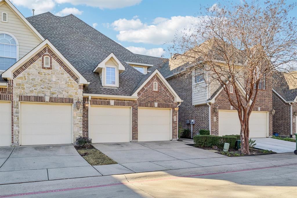 Villas At Coppell Twnhms - Residential