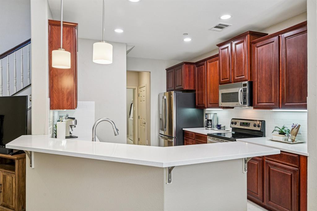 Villas At Coppell Twnhms - Residential