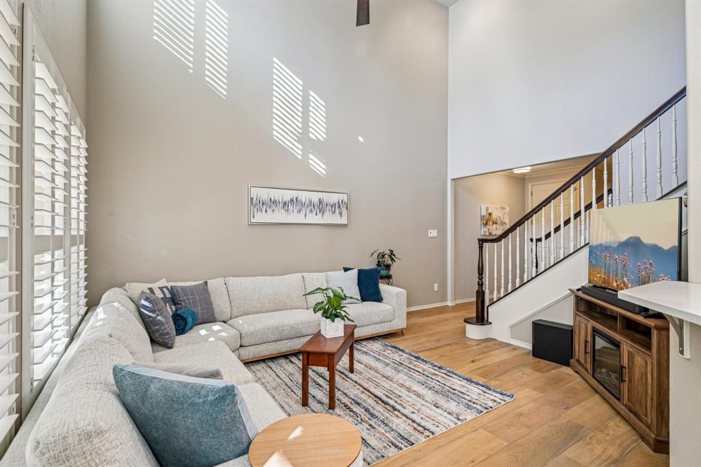 Villas At Coppell Twnhms - Residential