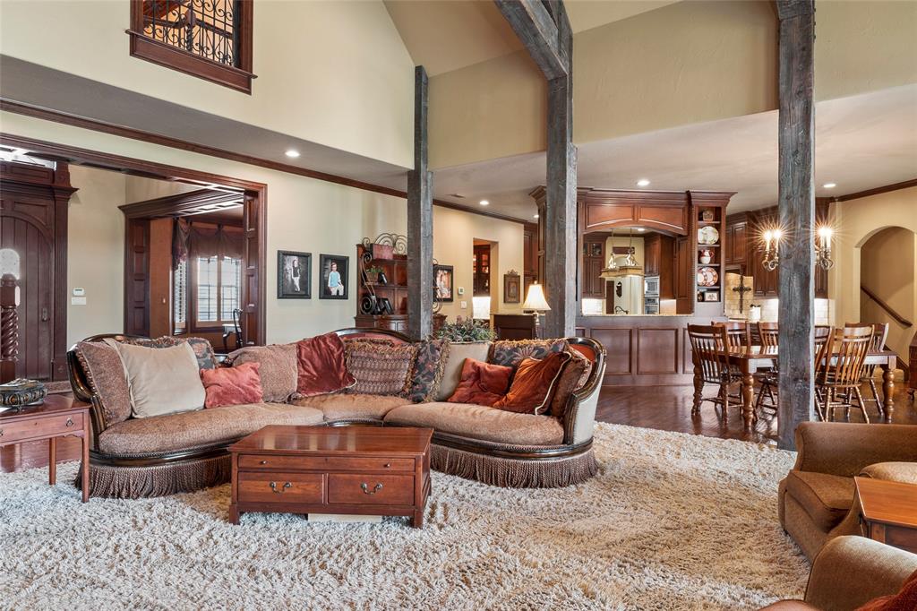 Hickory Hill Estate - Residential