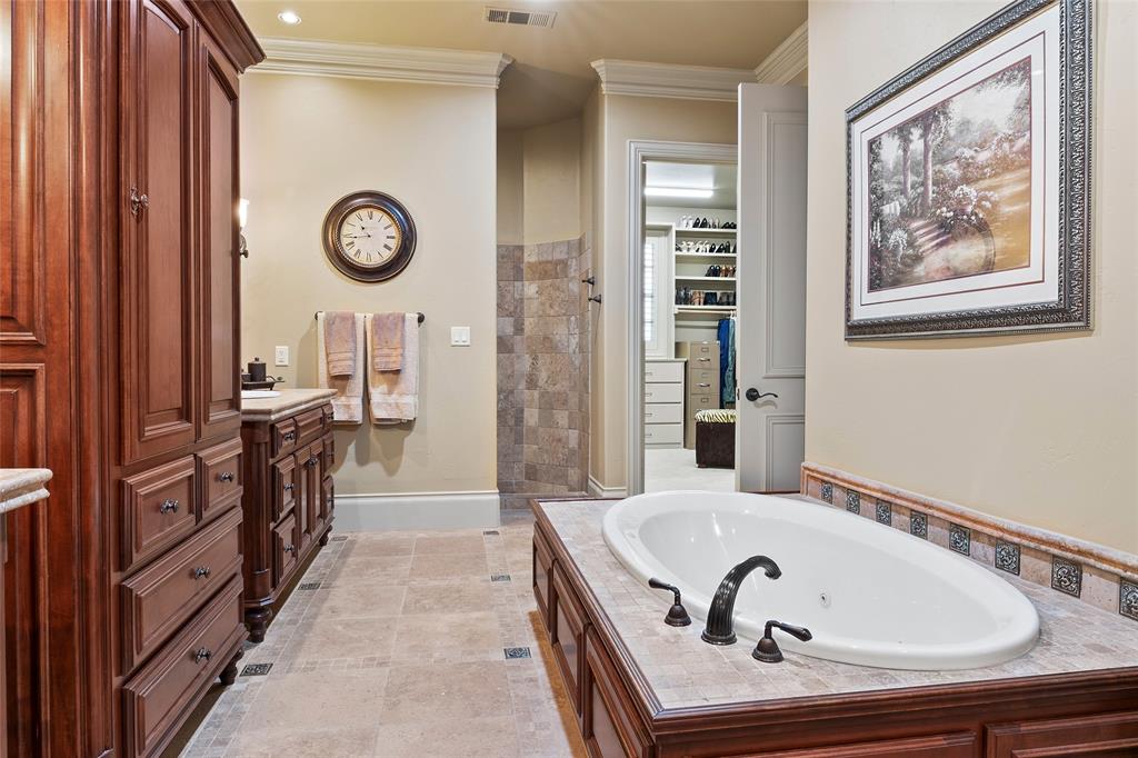 Hickory Hill Estate - Residential