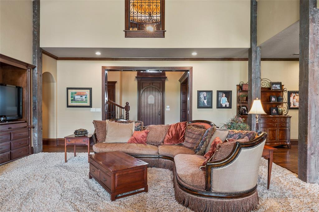 Hickory Hill Estate - Residential