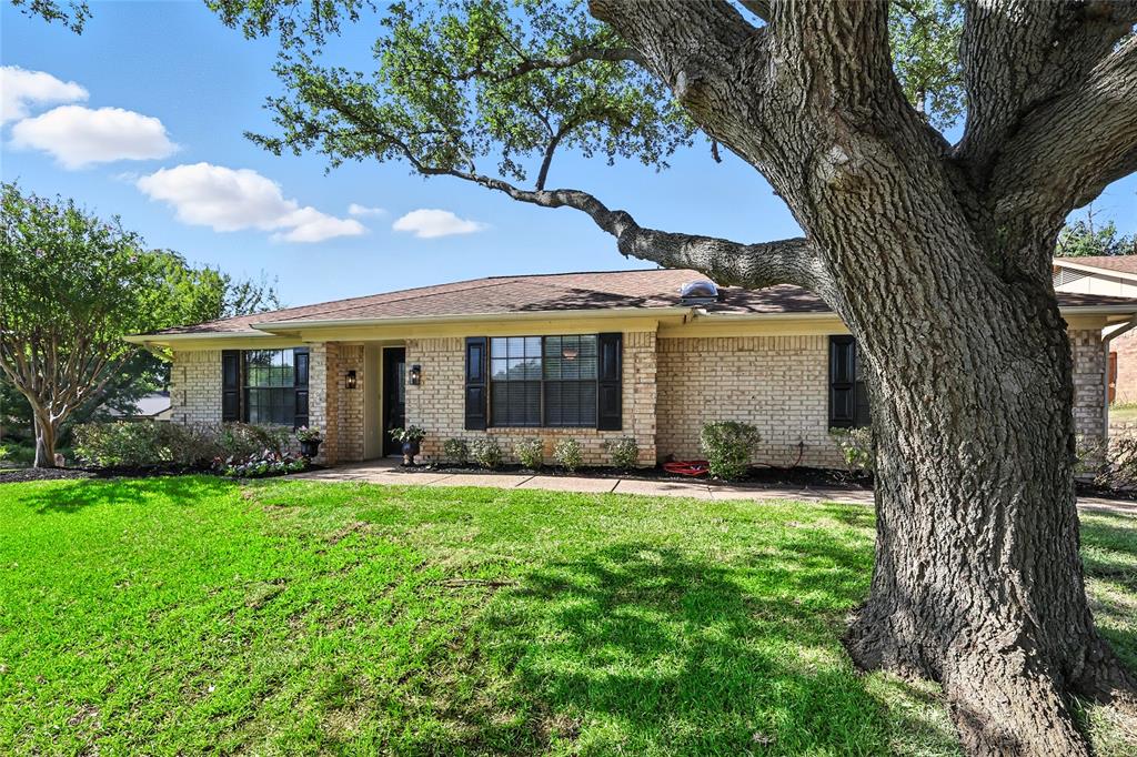 901 Spring Oak Court