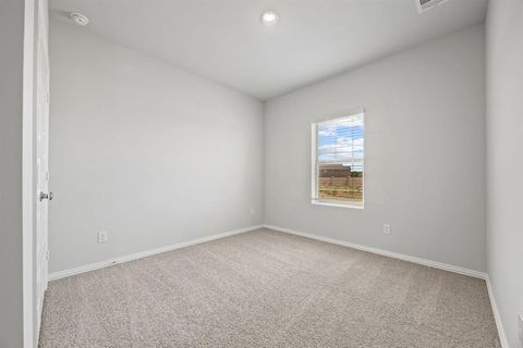 Tiny photo for 3204 Royal Forest Drive, Denton, TX 76208 (MLS # 21141321)
