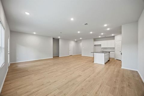 Tiny photo for 3204 Royal Forest Drive, Denton, TX 76208 (MLS # 21141321)