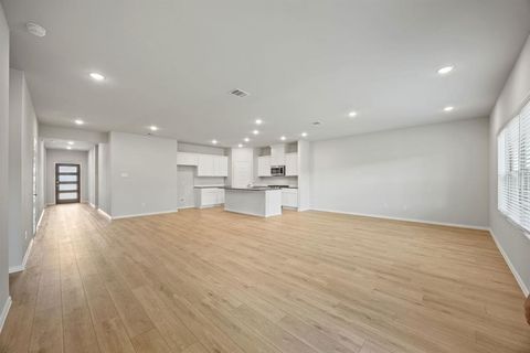 Tiny photo for 3204 Royal Forest Drive, Denton, TX 76208 (MLS # 21141321)