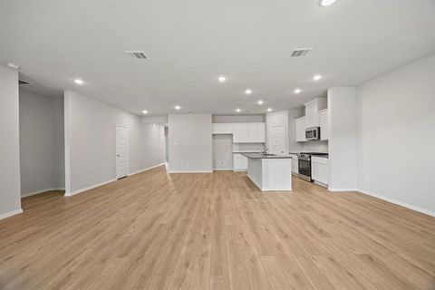 Tiny photo for 3204 Royal Forest Drive, Denton, TX 76208 (MLS # 21141321)