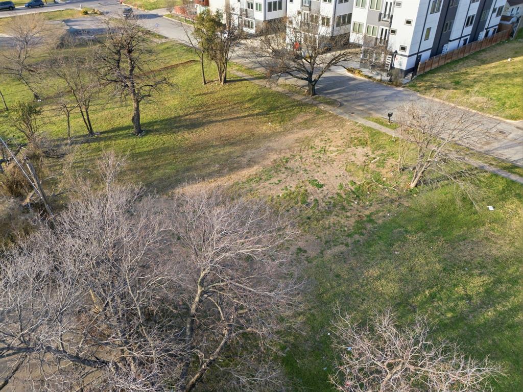 Moodie & Evans #1 Sub - Land