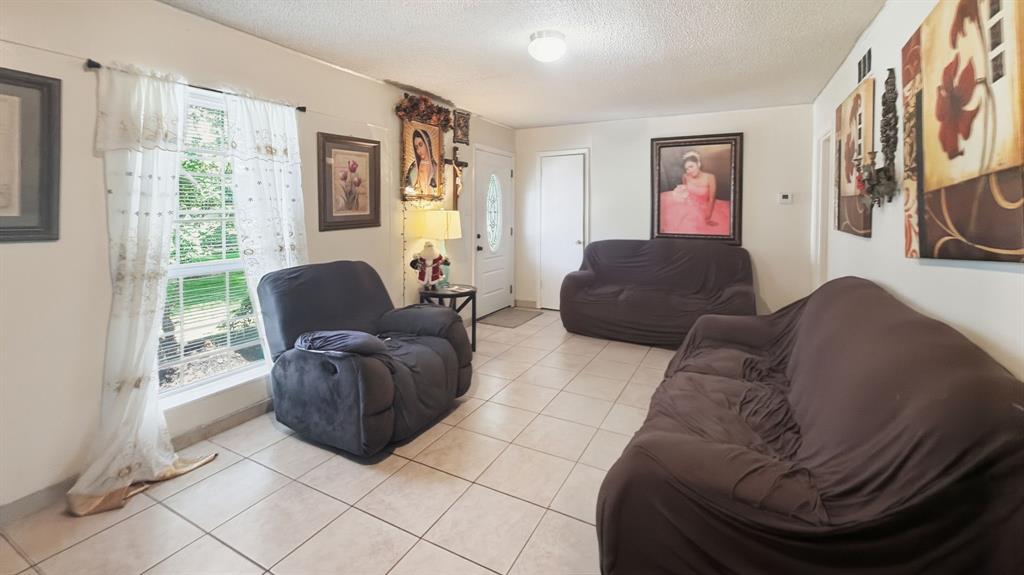1815 Delmar Drive