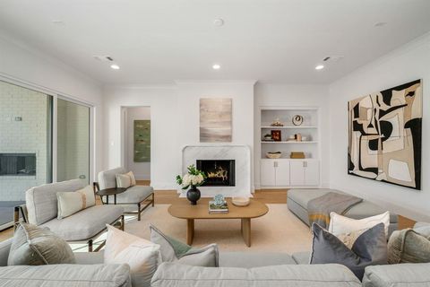 3884 Durango Drive Dallas TX 75220