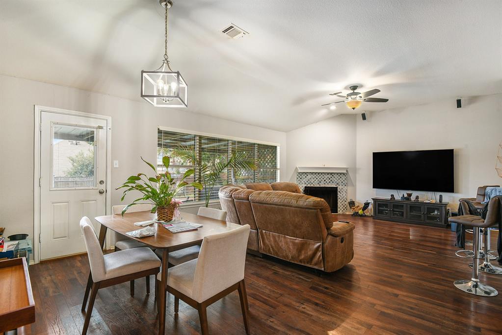 4805 Saint Thomas Place