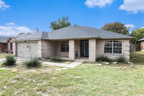 4805 Saint Thomas Place Fort Worth TX 76135