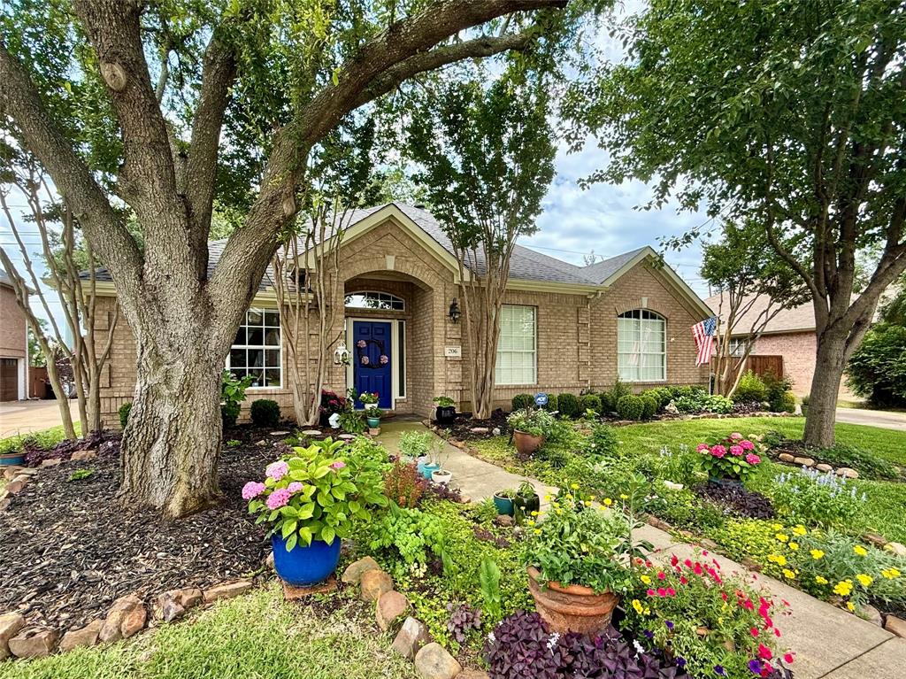 206 Glenwood Drive