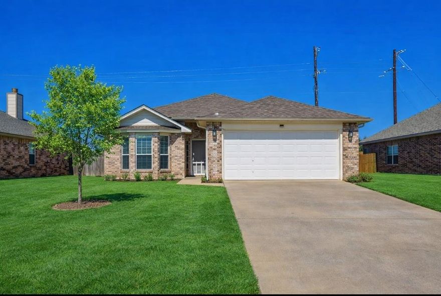 Affordable Opportunity in Chalmers Estates 
Welcome to this well-priced three-bedroom, two-bath brick home located in the desirable Chalmers Estates of Gainesville. Designed with comfort and functionality in mind, this home features an open floor plan with a spacious living and kitchen combo, highlighted by a cozy woodburning fireplace…perfect for everyday living or entertaining.
Solid surface flooring runs throughout for easy maintenance, while the generously sized bedrooms offer walkin closets for ample storage. Step outside to enjoy the covered patio, ideal for relaxing or hosting guests, and take advantage of the attached two car garage. Priced for a quick sale, this home presents an excellent opportunity for investors or buyers seeking an affordable residence. Whether you’re looking for a smart investment, a home for a growing family, or a low-maintenance option for downsizing, this property checks all the boxes. Don’t miss your chance to secure a great value in an established neighborhood.