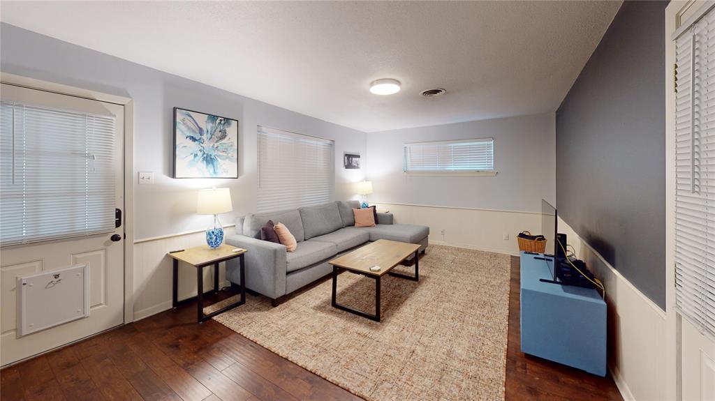 Claremont 04 Inst - Residential