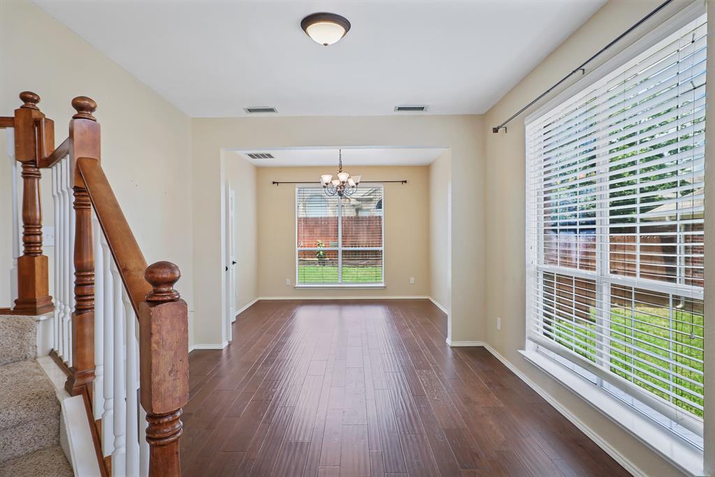 2313 Suntree