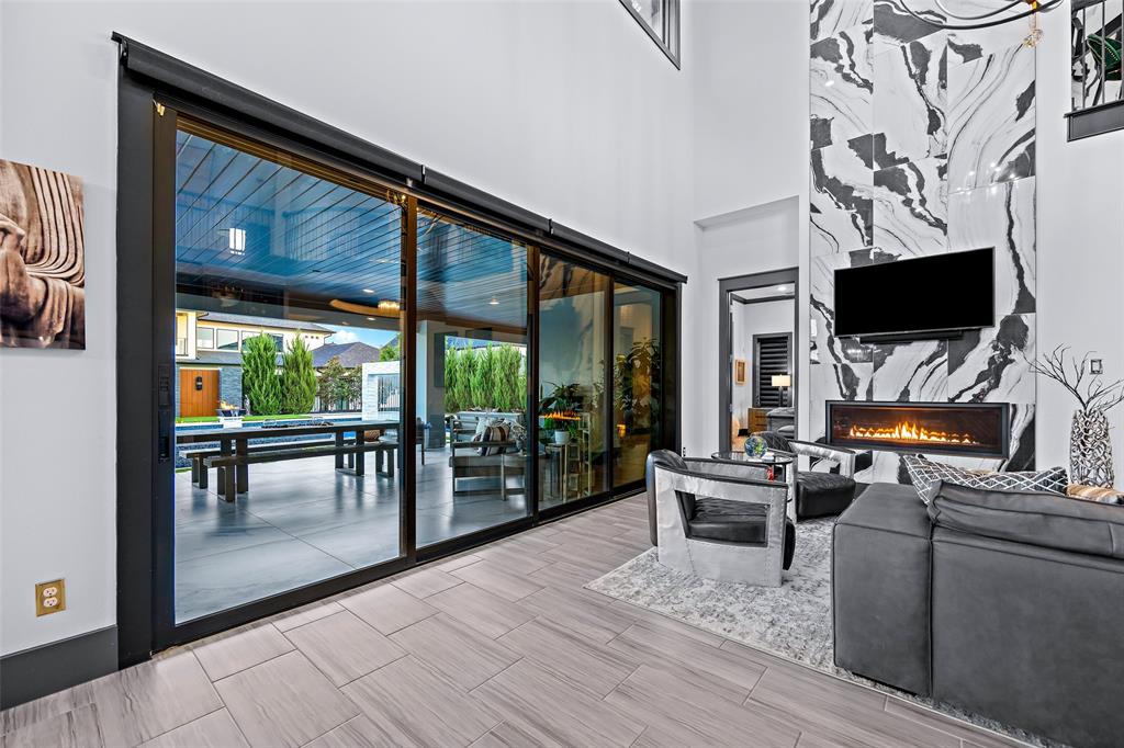 The Hills Of Kingswood - Residential