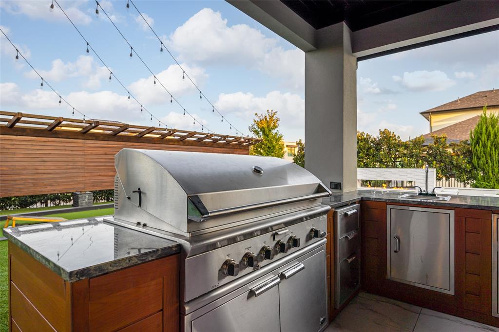 The Hills Of Kingswood - Residential