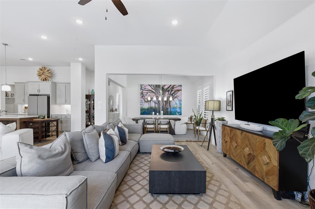 Tavolo Park - Residential