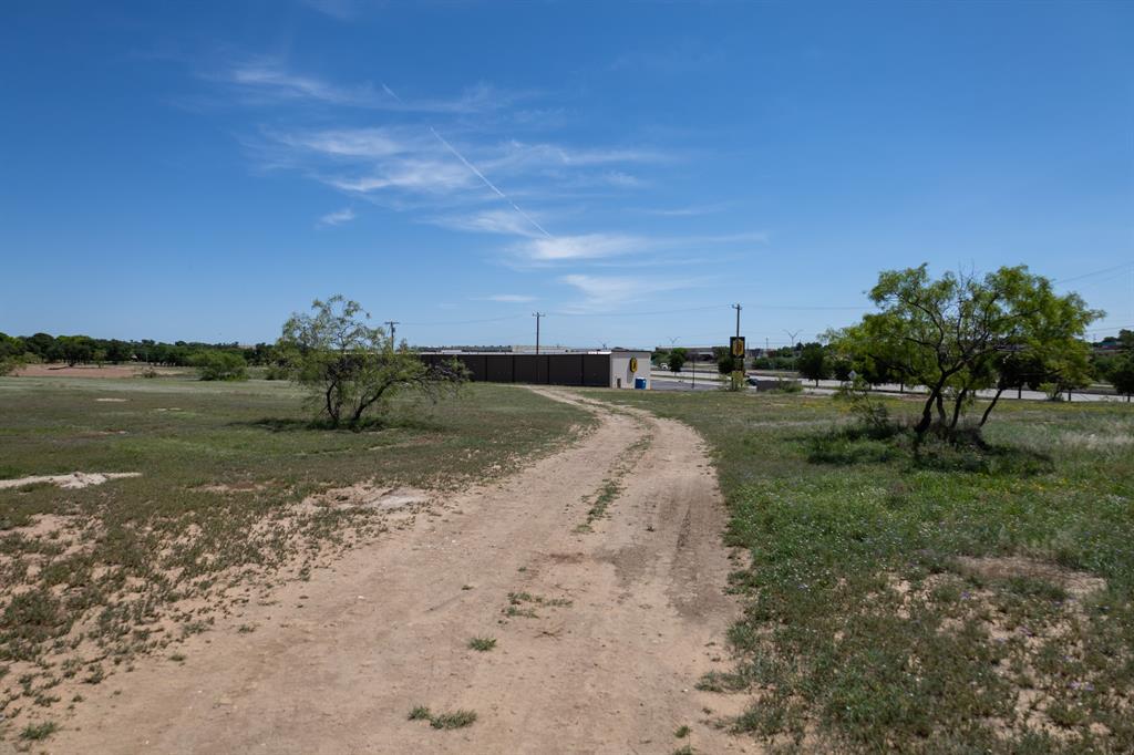 2102 N Ridge Road