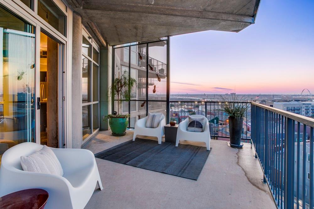 Beat At The South Side Station - Residential