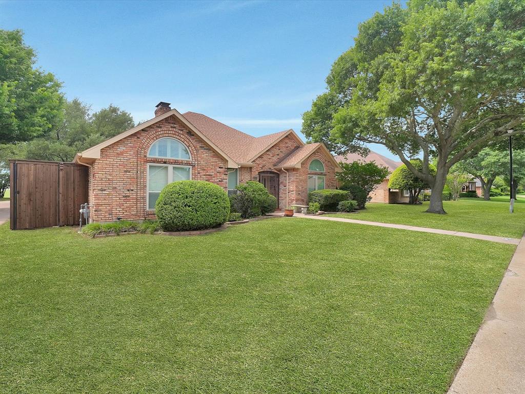 1304 Carriage Creek Drive