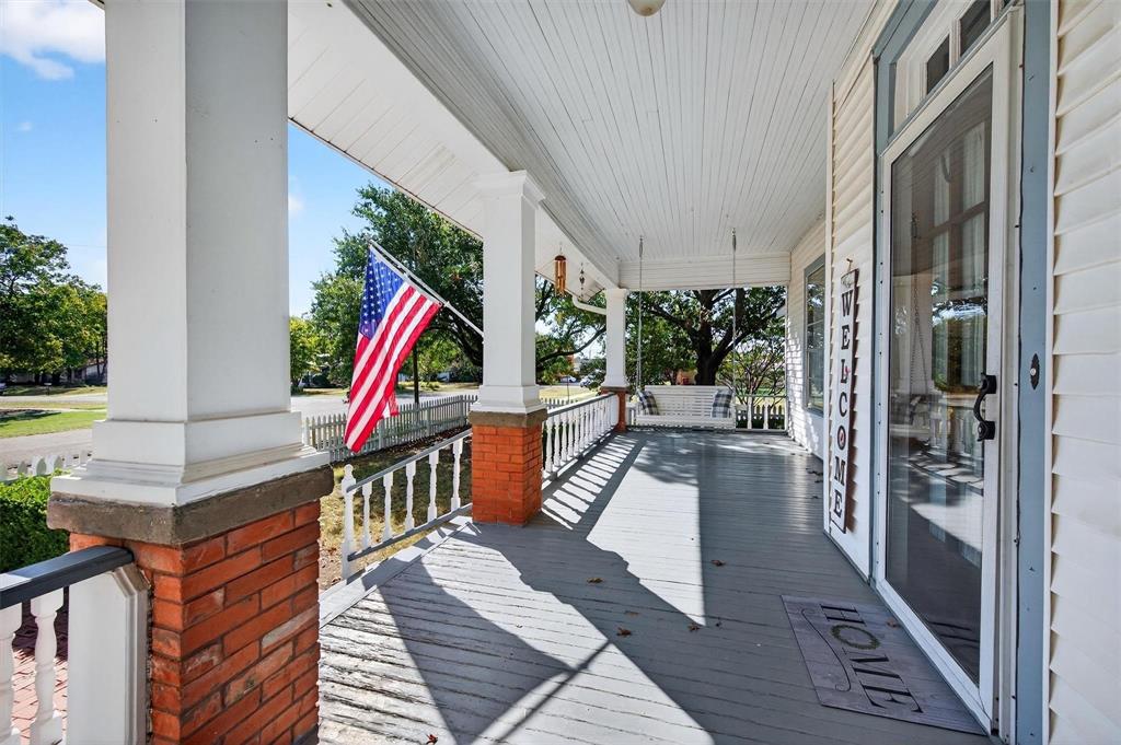 201 N Main Street