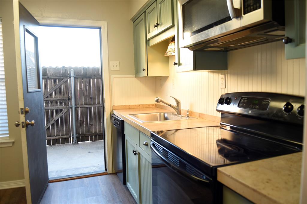 El Camino Real - Residential