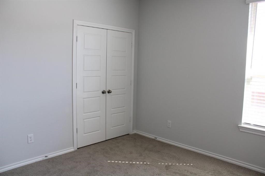 Bryant Farms Ph 1 - Residential Lease