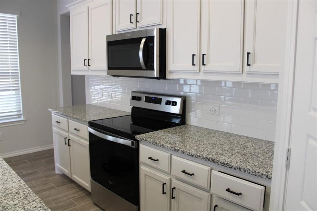 Bryant Farms Ph 1 - Residential Lease