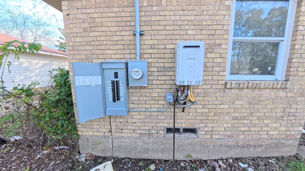 Claremont Place - Residential Lease