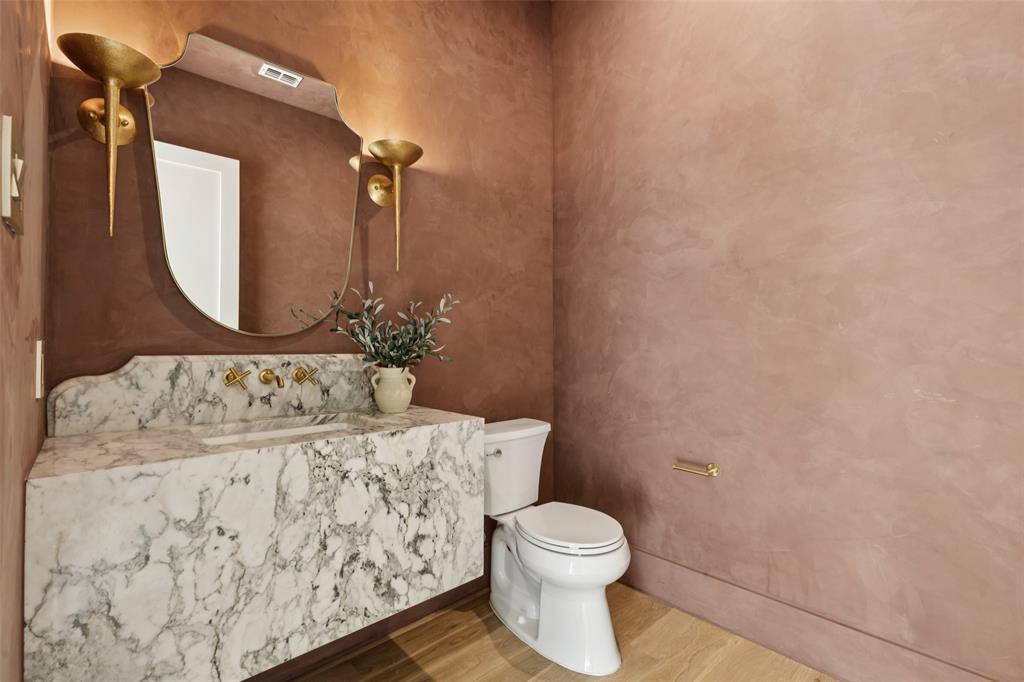 LAKEWOOD HEIGHTS - Residential