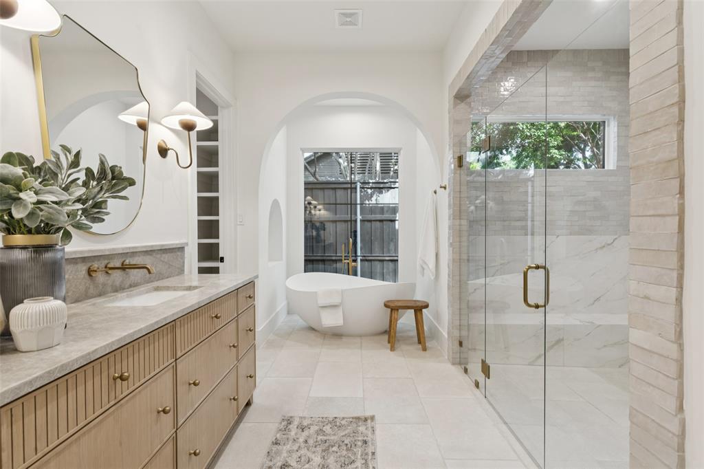 LAKEWOOD HEIGHTS - Residential