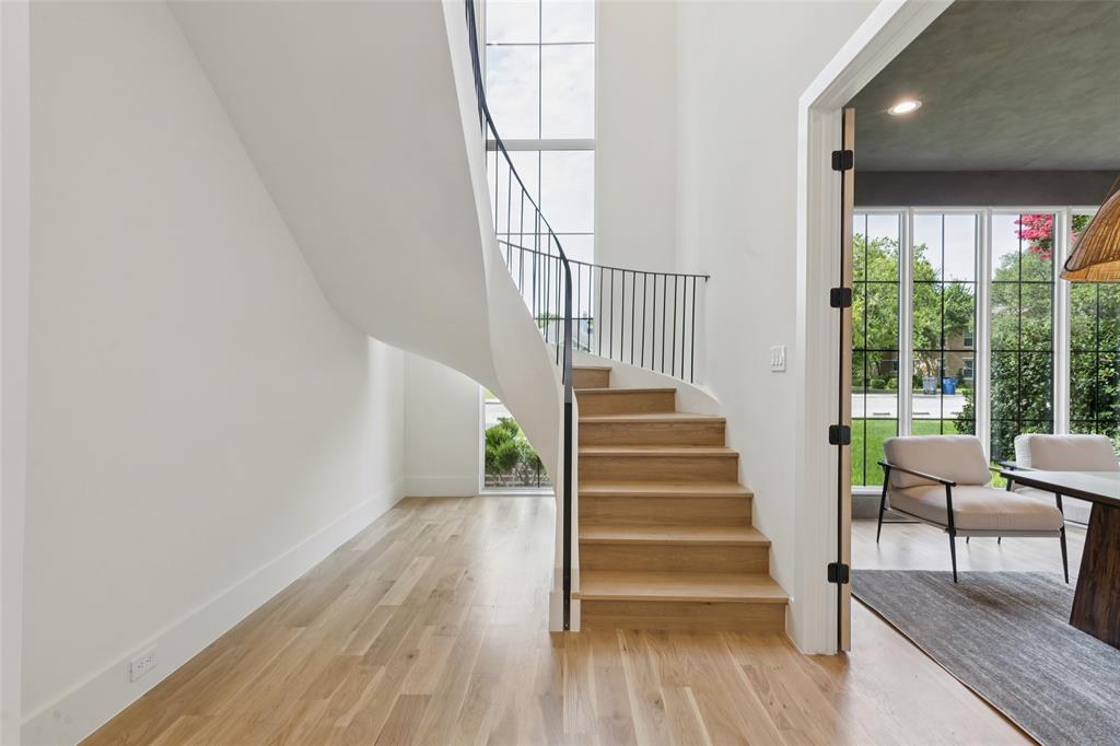 LAKEWOOD HEIGHTS - Residential