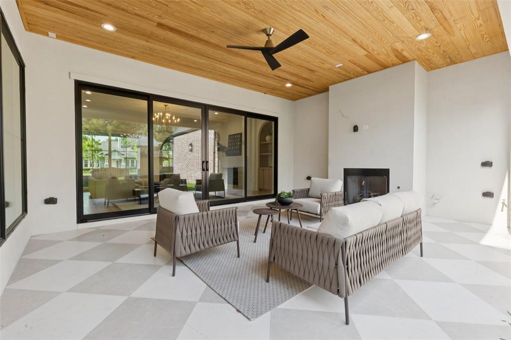 LAKEWOOD HEIGHTS - Residential