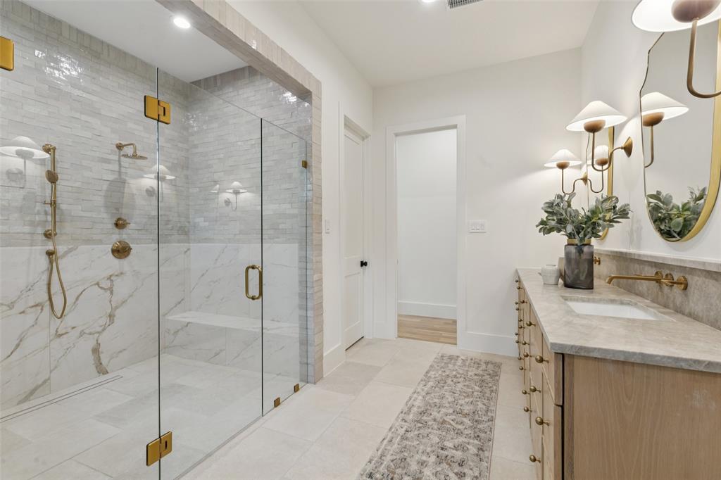 LAKEWOOD HEIGHTS - Residential