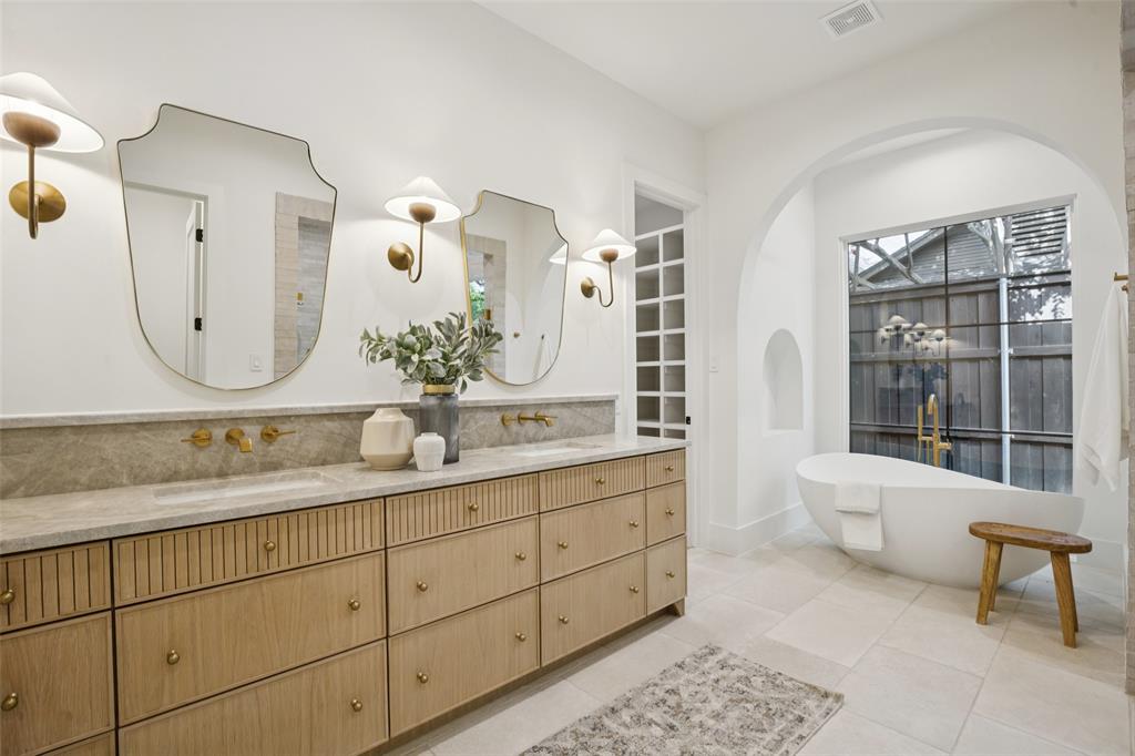 LAKEWOOD HEIGHTS - Residential