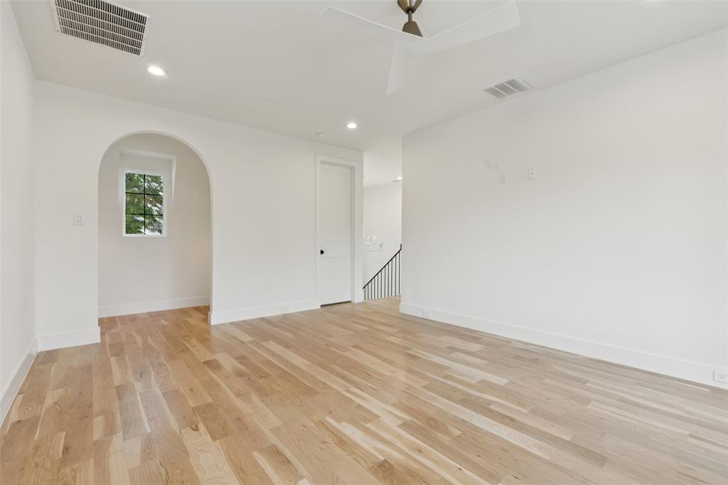 LAKEWOOD HEIGHTS - Residential